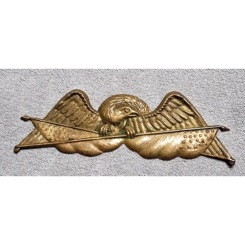 Civil War Era Union Hat Badge Eagle & Flags
